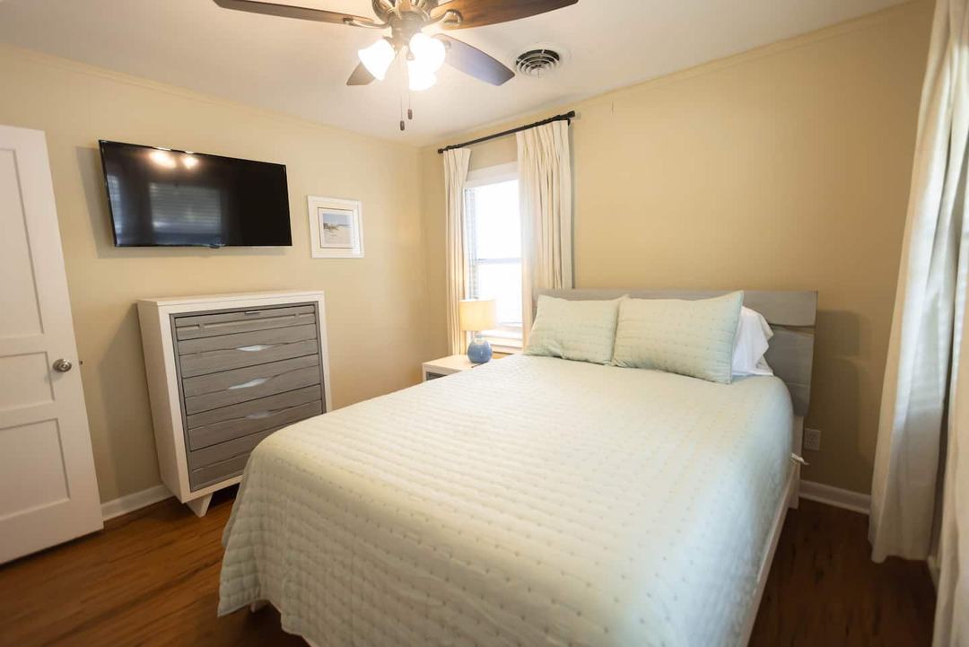 Bedroom 2 with a queen bed